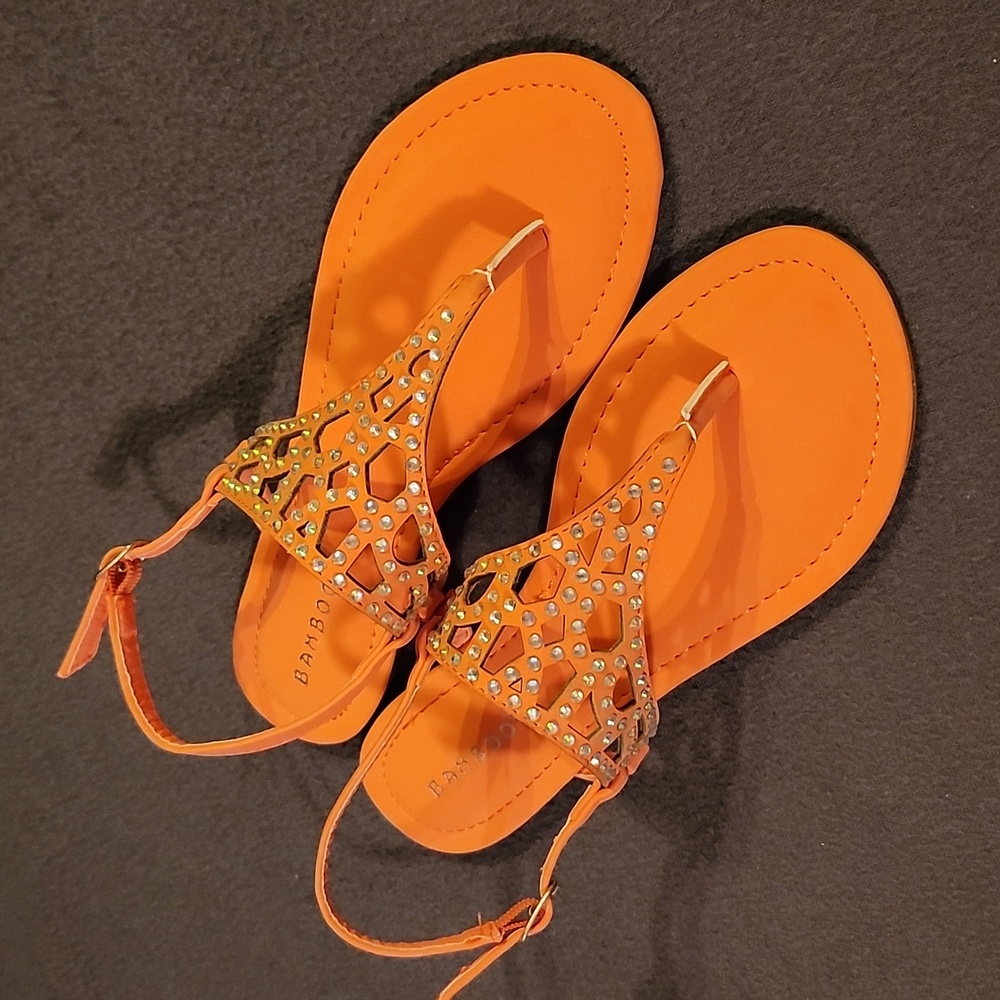 💙NWB BAMBOO SANDALS